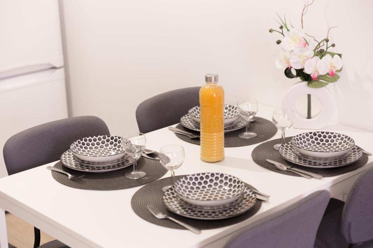 Luxueux Paris - - Les Lilas-parking Gratuit * Bagnolet