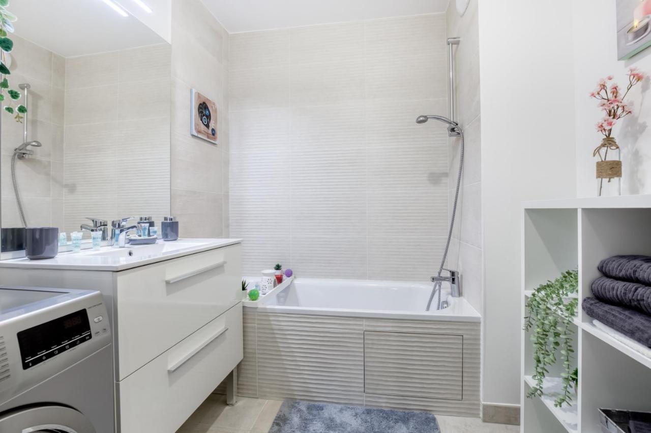 Appartement Luxueux Paris - - Les Lilas-parking Gratuit